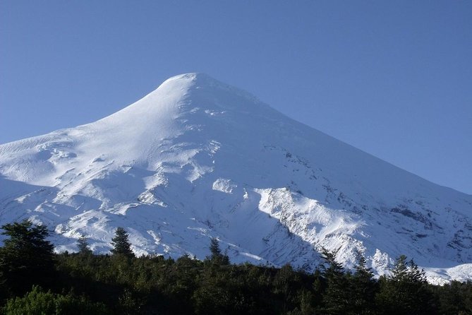Day Trip to Osorno Volcano and Petrohue From Puerto Montt - The Sum Up