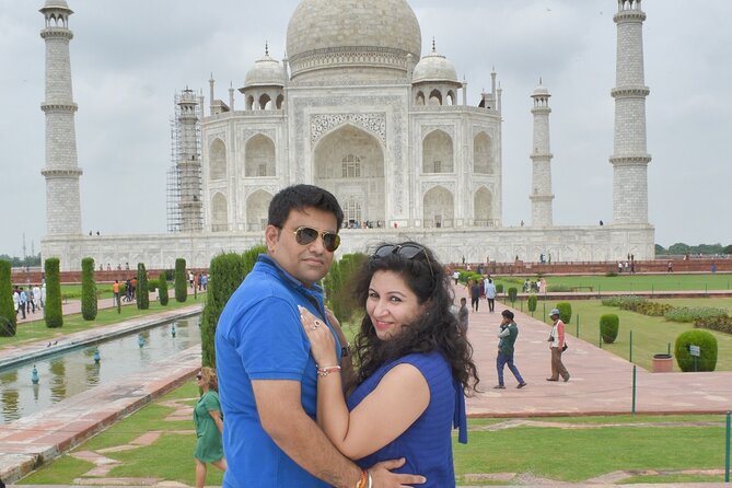 Delhi Agra Delhi By Super Fast Train - Accessibility