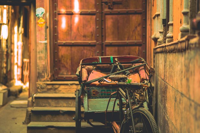 Delhi Stepwells Havelis and Local Bazzars - Gastronomic Delights: Sampling Local Cuisine