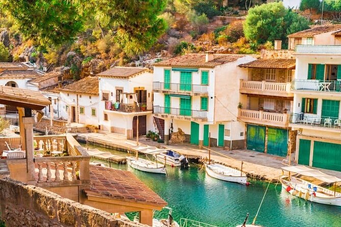 Departure Private Transfers : Palma to Mallorca Airport PMI in Luxury Car - Location Details
