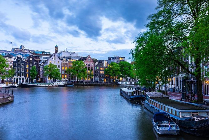 Departure Transfer: Amsterdam to Airport AMS by Business Car - Booking Information