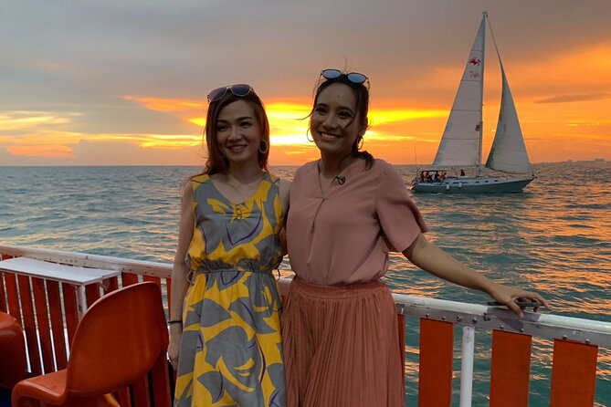 Dickson Dragon Sunset Cruise Direct Entry Tickets - Meeting Point