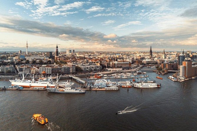 Discover Hamburg From Landmark to Landmark - End Point: Elbphilharmonie Plaza