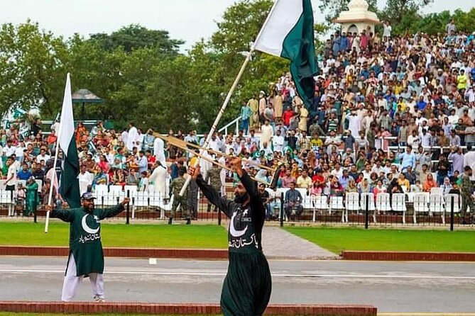 Discover Lahore City With Wagah Border & Lahore Fort - Full Day Trip - Important Reminders