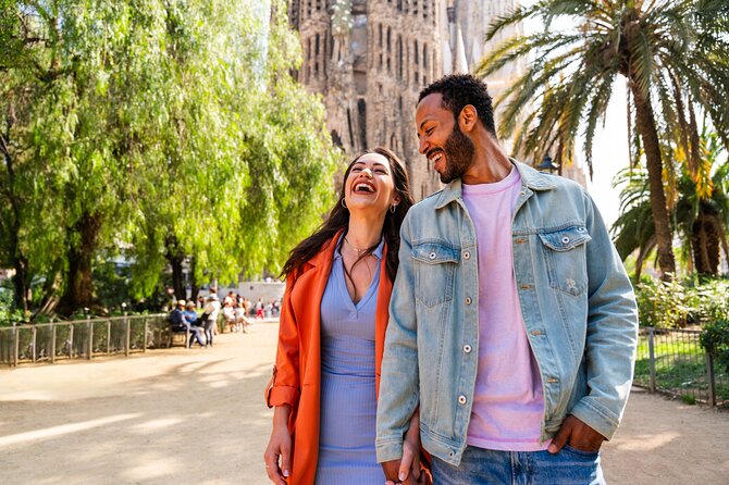 Discover Valencia's Romantic Side On Foot - Discover Plaça De La Verge