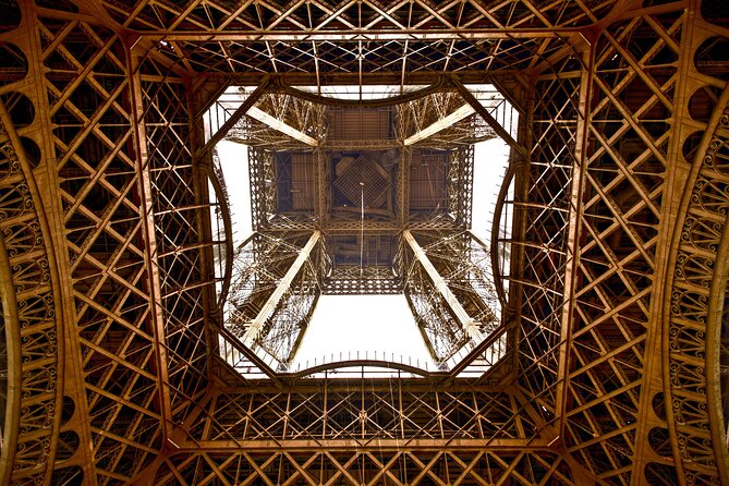 Eiffel Tower Tour With Top Floor Access - Warnings and Instructions