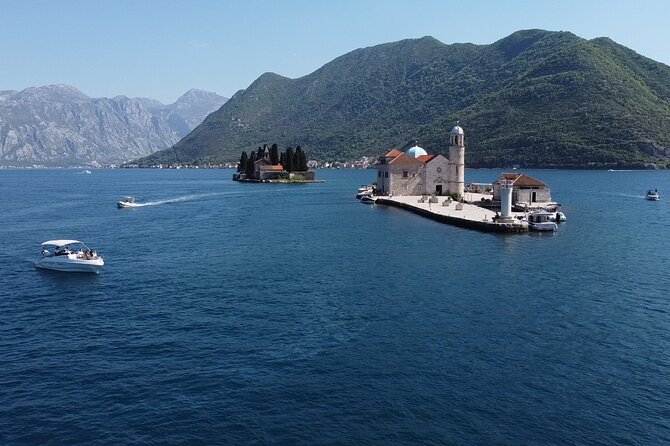 EXCLUSIVE Private Tour Our Lady of the Rock & Underwater Wine 3H - Pricing and Booking