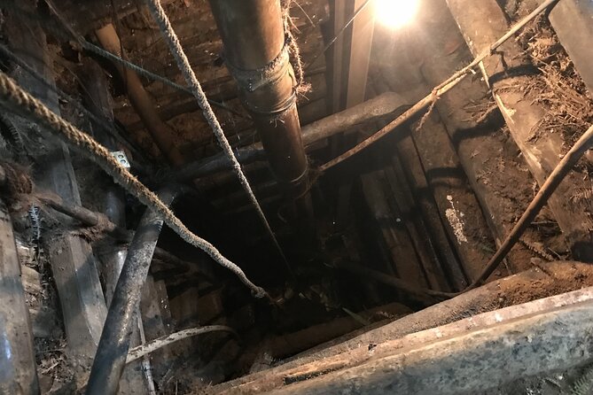 Explore Gem Mines in Rathnapura From Colombo - Learn About Gem Cutting