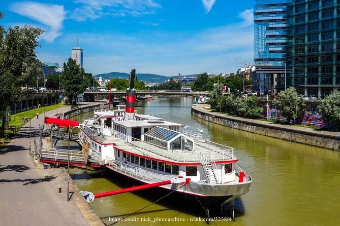Explore Viennas Central Cemetery: Private 2.5-hour Guided Tour - Accessibility and Cancellation Policy