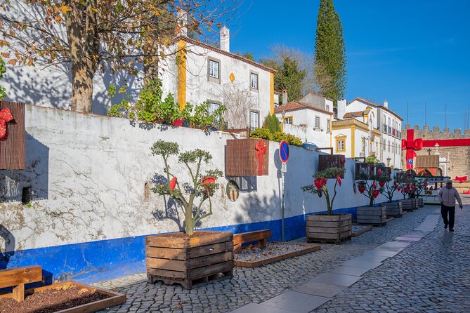 Exploring Obidos - Private Walking Tour for Couples - Tour Accessibility