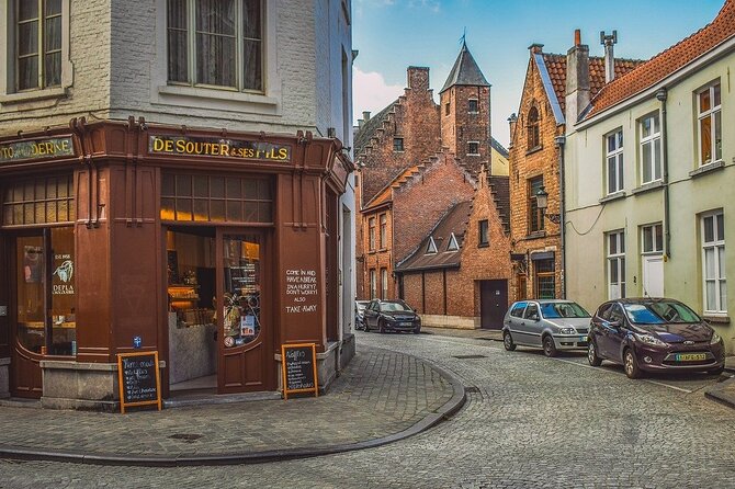 Family Walking Tour in Bruges - Family-Friendly Attractions