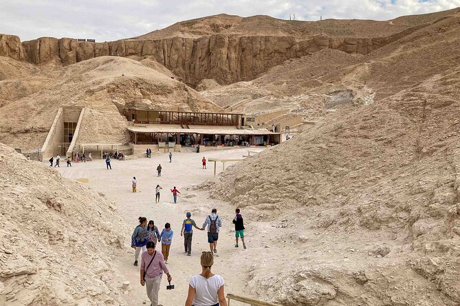 From Hurghada: Luxor Valley of Kings, Hatshepsut, Karnak & Lunch - Price and Booking
