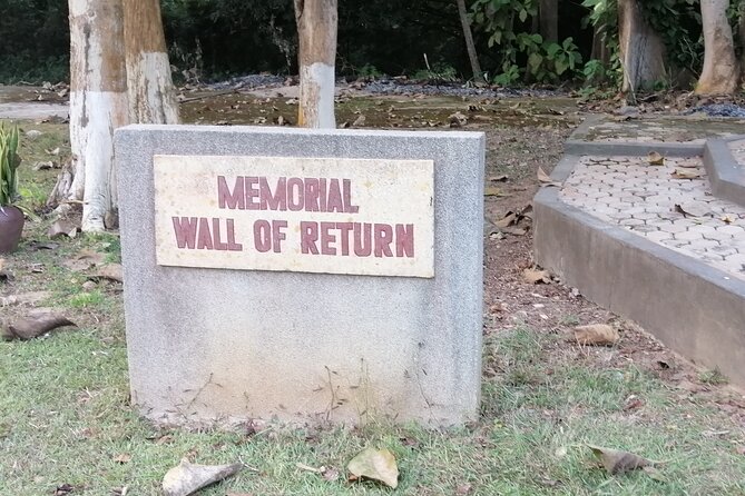 Full Day Ancestral Last Bath and Cape Coast Dungeons Private Tour - Itinerary