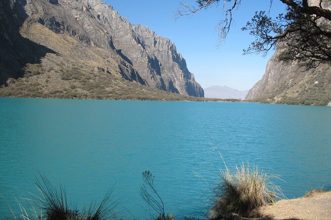 Full-Day Llanganuco Lakes Private Tour From Huaraz - Tour Directions