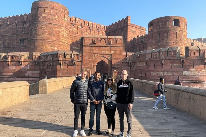 Full Day Private Taj Mahal Tour by Superfast Train From Delhi - Tour Itinerary