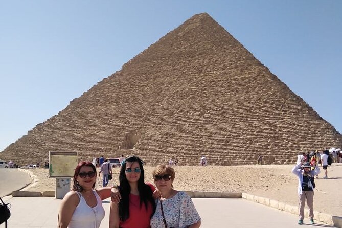 Full-Day Private Tour Giza Pyramids Egyptian Museum Bazaars - Accessibility and Participation