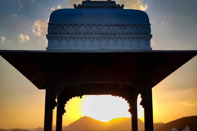 Full-Day Private Tour of the Best Instagram Spots in Udaipur - Transportation Details