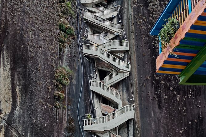 Full Day Private Tour to Guatape and Piedra Del Peñol - Tips for an Enjoyable Experience