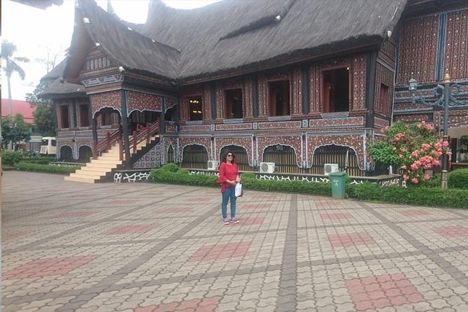 Fullday Wonderful Miniature Park of Indonesia (Jakarta) - Dining Options