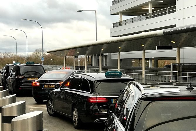 Gatwick Airport Private Transfers To/From London (Postcode SW5 to Sw11) - Confirmation and Booking Process