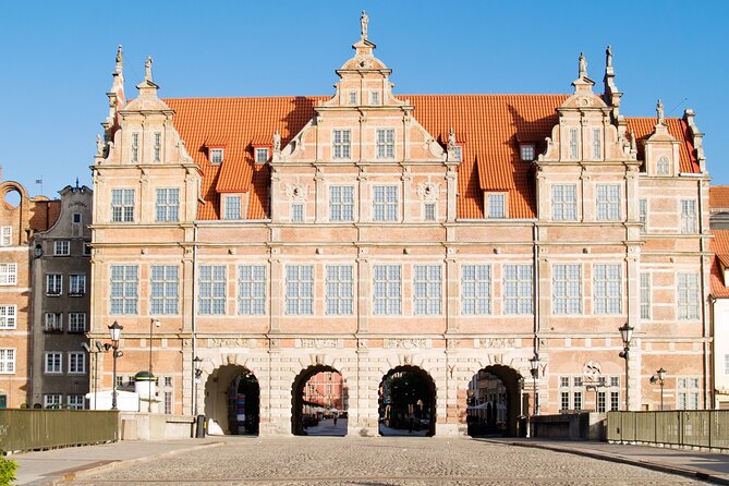 Gdansk's Historic Treasures: A Private Walking Tour - Tour Inclusions and Exclusions