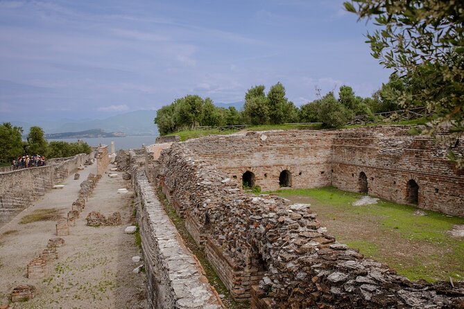 Grotte Di Catullo Archeological Tour in Sirmione - Meeting Point Information