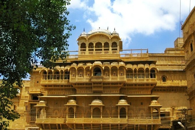 Guided Jaisalmer City Tour With Drop Off at Jaipur - Accessibility and Group Size