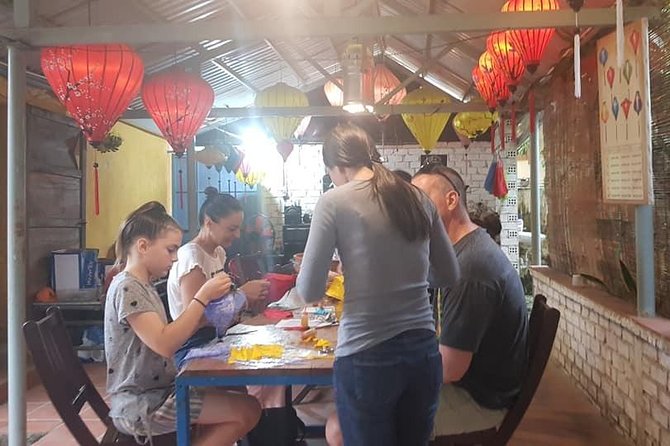 Guided Tour to Do Lantern Making Class,Hoi an Walkingtour,Night Market,Boat Ride - Booking Options