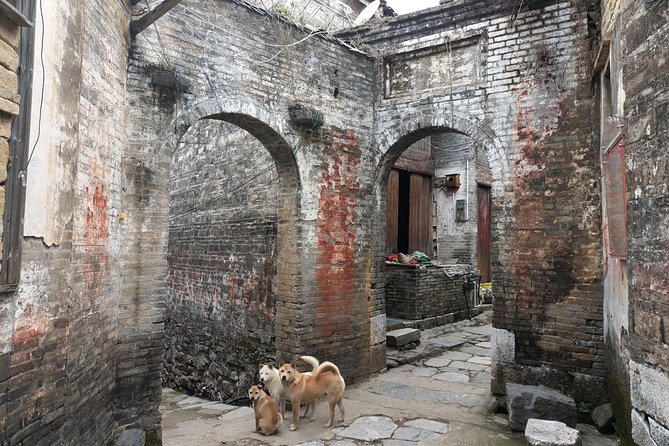 Guilin Daxu Old Town and Xiong Village Private Day Tour - Booking and Confirmation