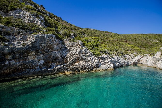 Half Day Classic Yacht Sailing in Split - Cancellation Policy