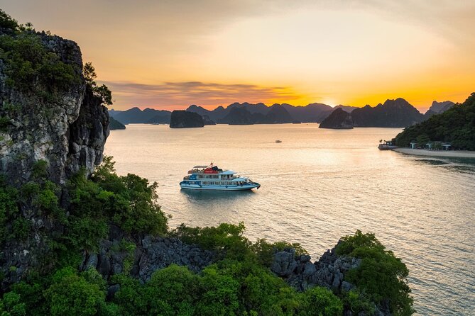 Halong Bay Luxury Cruise Day Trip With Buffet Lunch and Island - End Point and Expectations
