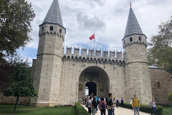 Historical Tour of Istanbul Old City With Expert Tour Guide - Booking and Reservation Details