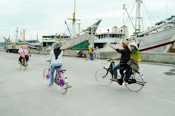 Holiday in Jakarta, Private Tour With Guide - Price and Guarantee