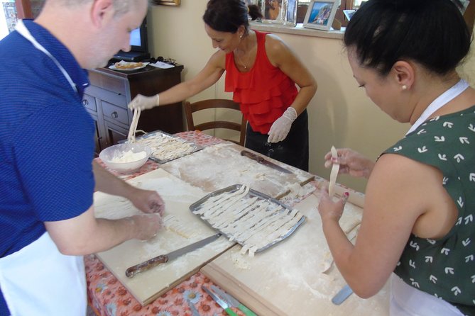 I Am Italian! Lunch and Cooking Demo in Umbria Region Fullday From Florence - Transportation and Logistics