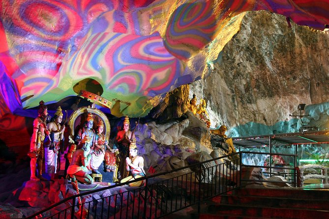 Kuala Lumpur Airport to Genting Highlands City Hotels En-route Batu Caves - Pricing and Guarantee