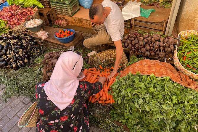 Lets Discover the Secrets of Moroccan Food - Spices and Flavors of Morocco