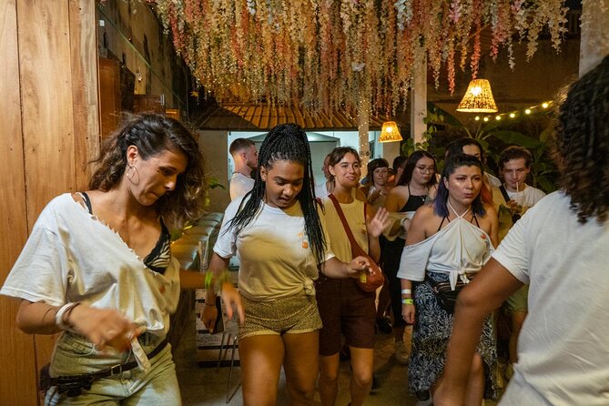 Live the Nightlife in Cartagena Partying - Start Time and End Point Information