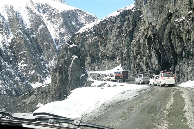 Majestic Sonamarg: a Day Trip to the Meadow of Gold From Srinagar - Dining Options