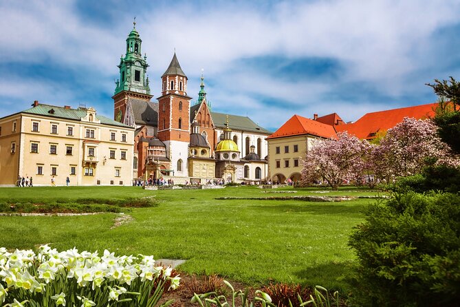 Mesmerizing Heritage of Krakow - Walking Tour - Cancellation Policy