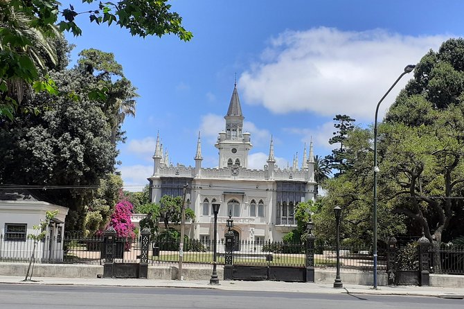 Montevideo Tour Offered by a Family Sharing a Home Babecue Lunch - The Sum Up
