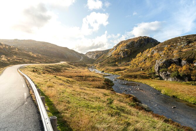 Mountains, Fjords and City: 3-Day All Inclusive-Guided Tour - Dining Experiences