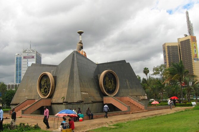Nairobi City Sightseeing Guided Tour With Lunch at Carnivore - What To Expect