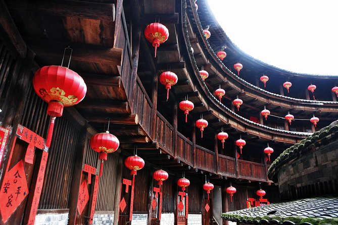 Nanjing Tianluokeng Hakka Cluster Private Day Tour From Xiamen - Booking Information