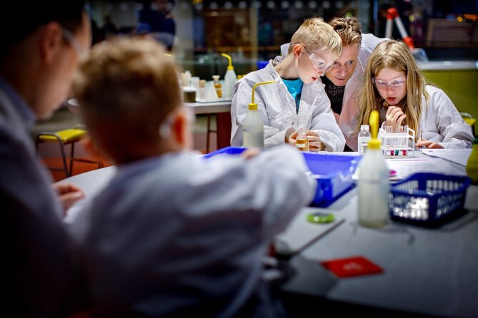 Nemo Science Museum and 1 Hour Canal Cruise Ticket in Amsterdam - Inclusions