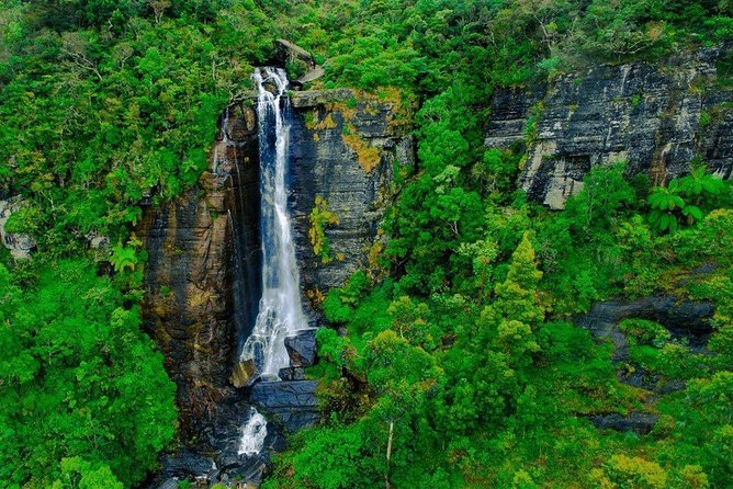 Nuwara Eliya Water Falls Hunting & Sightseeing With Holiday Walkers Sri Lanka - Scenic Sightseeing