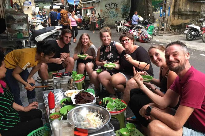 Old Quarter Hanoi Street Food Walking Tours With Local People - Walking Tour Itinerary