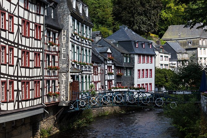 Old Town Private Guided Tour in Monschau - End Point Directions