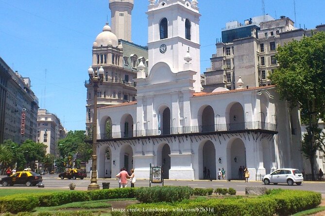 One Day in Buenos Aires: Private Full-Day Walking Tour - What to Expect From Your Guide