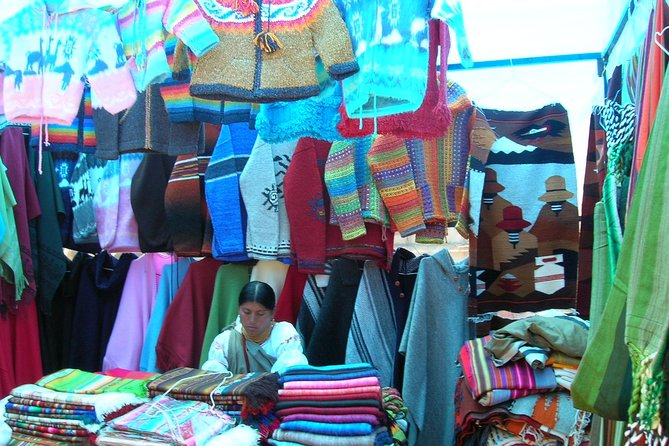 Otavalo Market & Peguche Waterfall Private Tour - Booking and Reservation