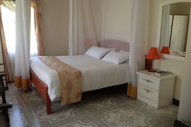 Overnight Tour to Hell Gate Park and Lake Nakuru National Park - Additional Details